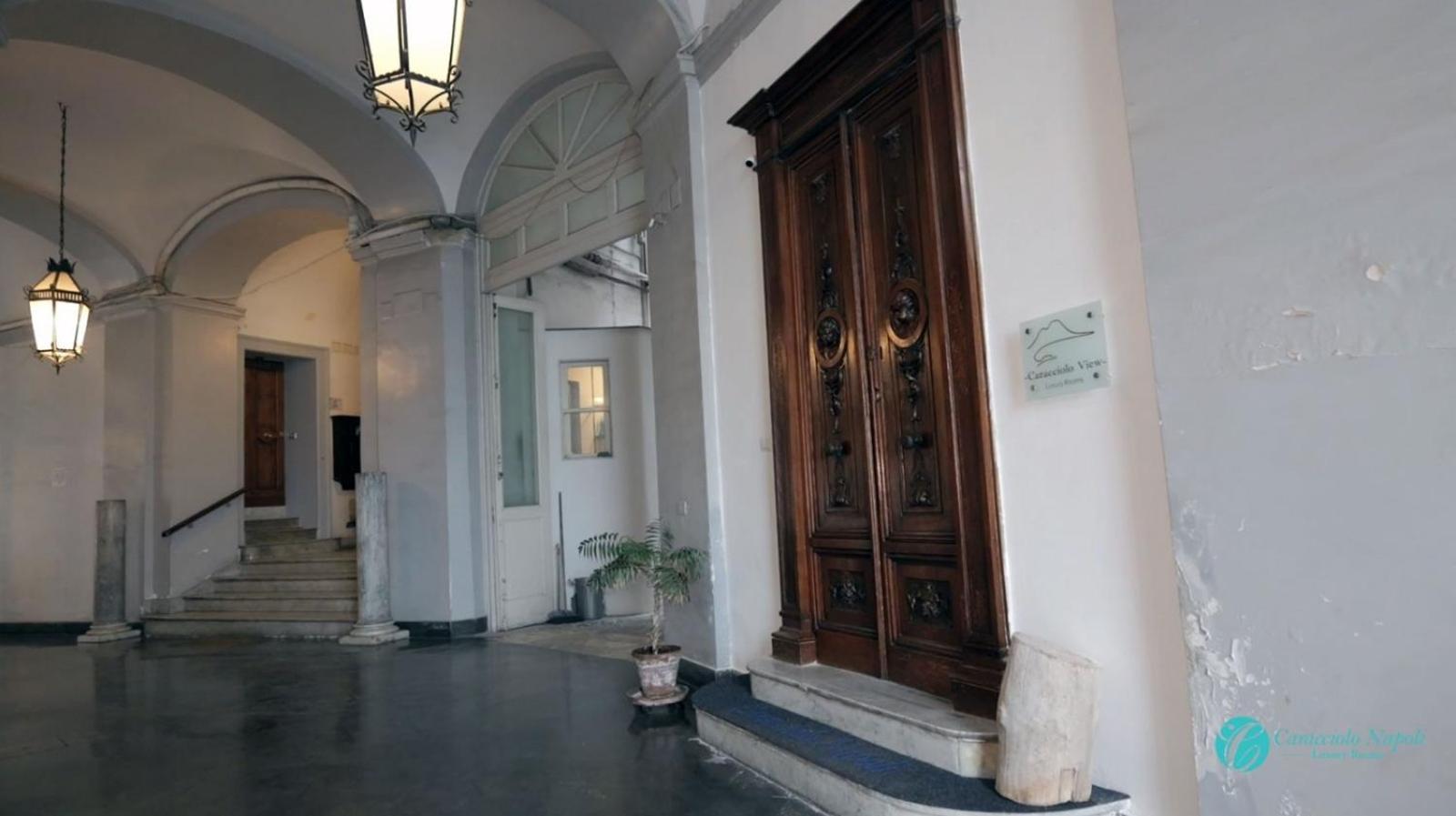 Caracciolo Napoli Beb Bed & Breakfast Exterior foto